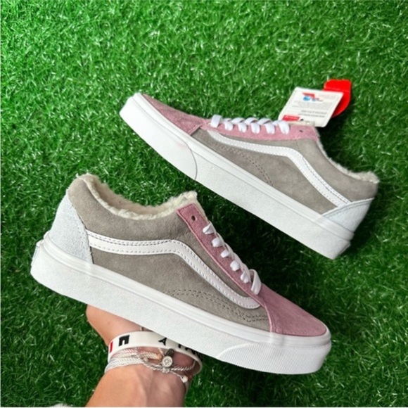 Vans Old Skool Pig Suede Sherpa - Picture 8 of 9